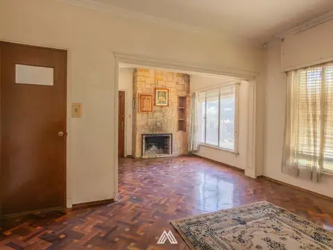 VENTA CASA MALVIN 4DORMITORIOS 3 BAÑOS APARTAMENTO