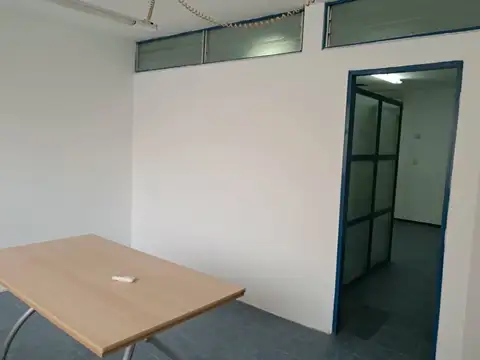 Oficina en Venta 64 años