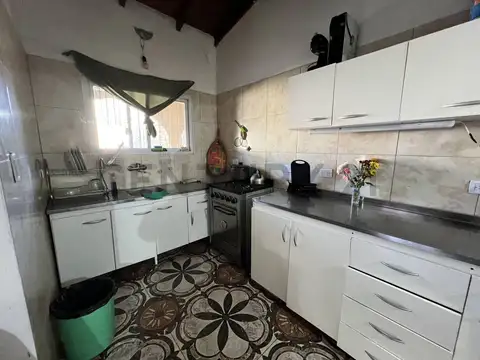 VENTA CASA AMBIENTES EN DEL VISO CENTRO