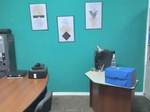 Oficina en alquiler - 2 Despachos 4 Baños - 38Mts2 - Monserrat