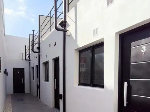 Depto Tipo Casa en Venta de 1 dormitorio