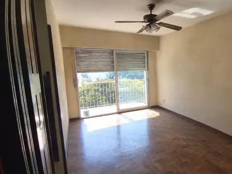 Venta Departamento 3 ambientes en Barrio Autopista