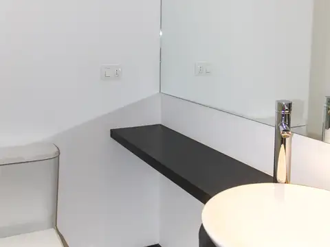 Departamento 5 ambientes con 4 baños