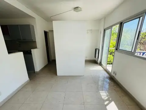 VENTA MONOAMB 1 c/divisorias, APTO PROFESIONAL. MICROCENTRO