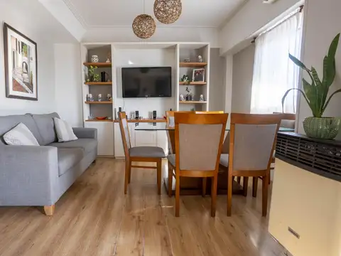 VENTA DEPARTAMENTO 3 AMBIENTES DUPLEX CON BALCON Y COCHERA - LANUS ESTE