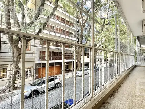 Departamento en  Venta, 4 amb. bño y toilette, 90 m2 al frente