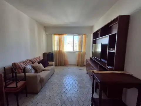 ALQUILER 12 MESES DEPTO DE 3 AMB !