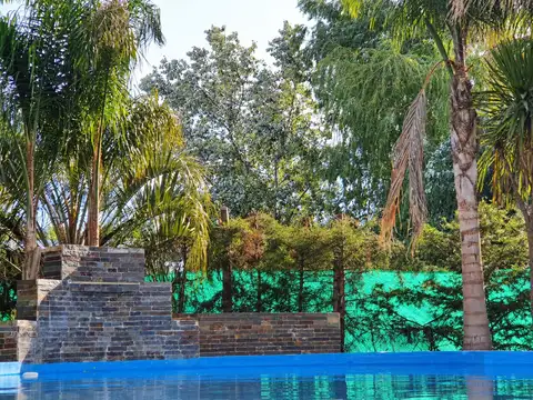 CASA QUINTA EN LAGUNA DE LOBOS CON PILETA Y PARRILLA
