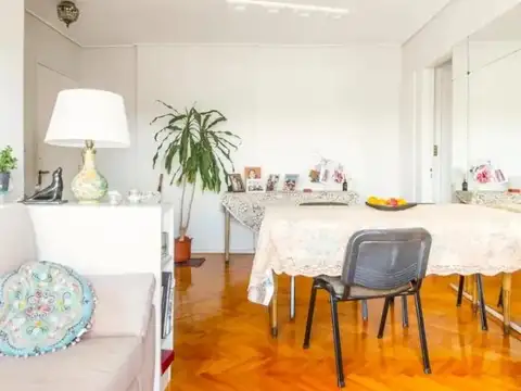 Av. Federico Lacroze 1900