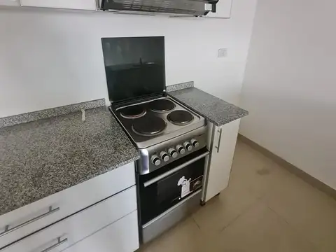 Departamento en Venta en Jose Leon Suarez, USD 58.000