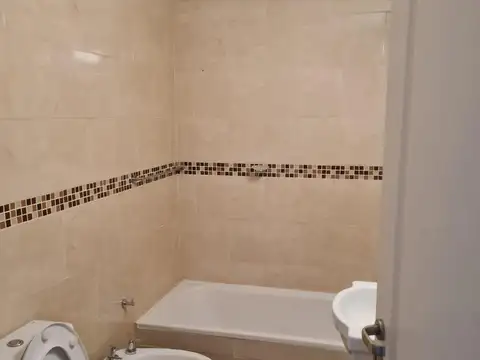Saenz Peña 3100, Piso 4°