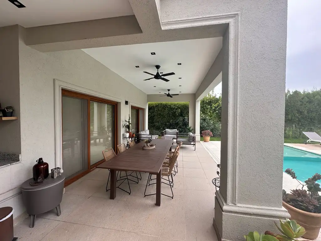 Casa en  venta 6 ambientes dos plantas con quincho pileta y cochera 4 autos Hatas Santa Maria Molino - Foto 42