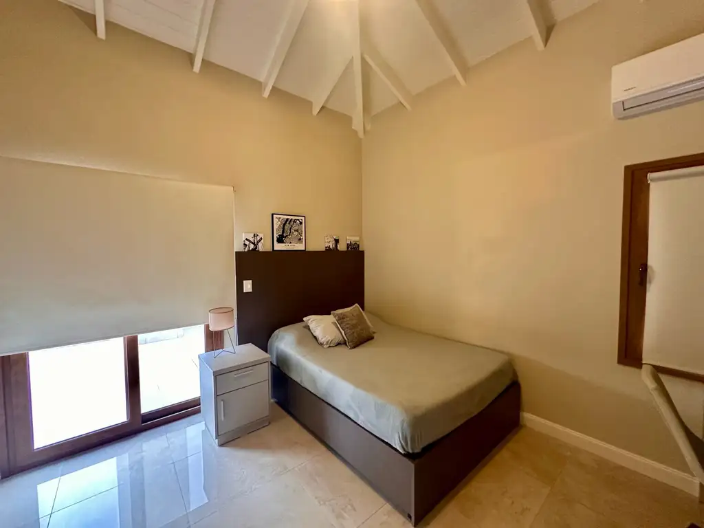 Casa en Haras Santa Maria de 5 dormitorios