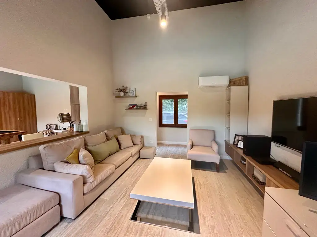 Casa en  venta 6 ambientes dos plantas con quincho pileta y cochera 4 autos Hatas Santa Maria Molino - Foto 50