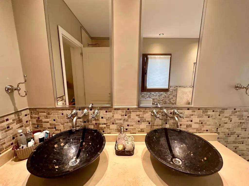 Casa en  venta 6 ambientes dos plantas con quincho pileta y cochera 4 autos Hatas Santa Maria Molino - Foto 26