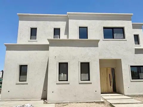 Casa en Venta en Laguna Grande, USD 575.000