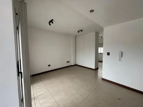 MONOAMBIENTE EN ALQUILER LA PLATA