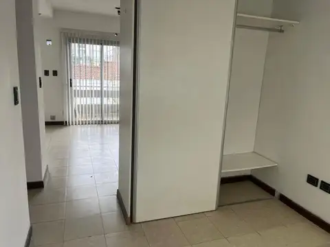 MONOAMBIENTE EN ALQUILER LA PLATA