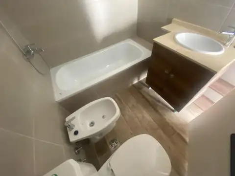 Departamento 3 ambientes con 2 baños