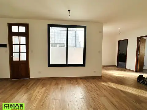 PH 3 + 1/2 AMB. C/Balcón + Patio + Terraza VDP