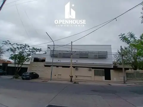 Galpon en Venta en Godoy Cruz, USD 1.400.000