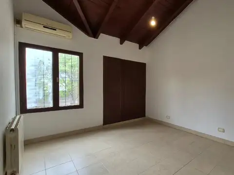 Casa en Alquiler de 3 dormitorios