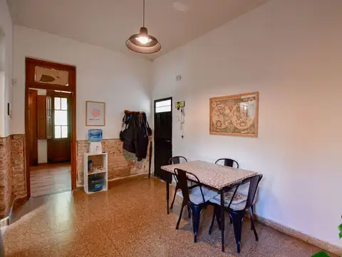 Depto Tipo Casa en Venta de 5 ambientes