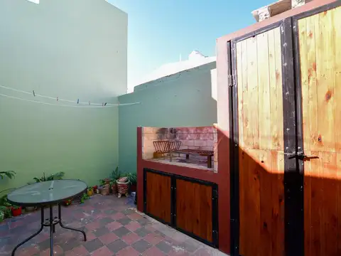 Depto Tipo Casa en Venta 96 años