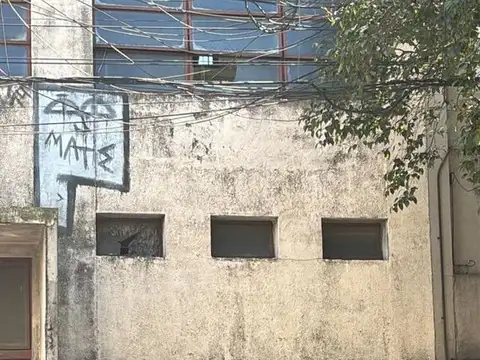 GALPON - EX-TINTORERIA - 700mts - ALQUILER - VILLA CRESPO -