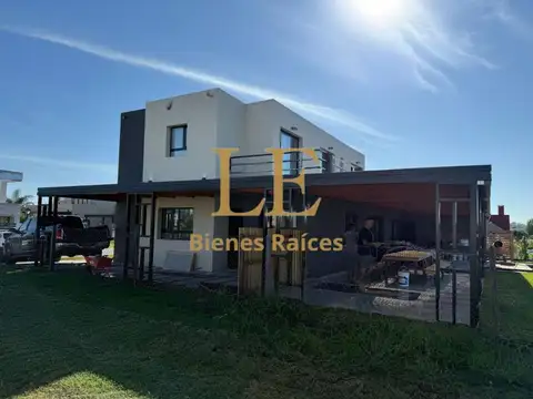 Casa en Venta en San Sebastian, USD 239.000