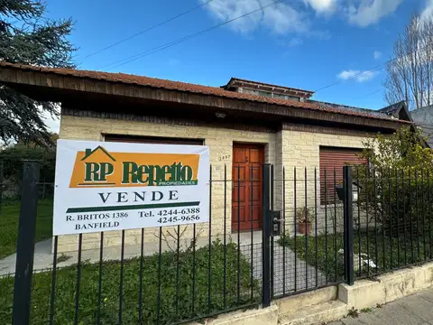 Chalet 3 ambientes con terreno adicional – Temperley  APTO CREDITO