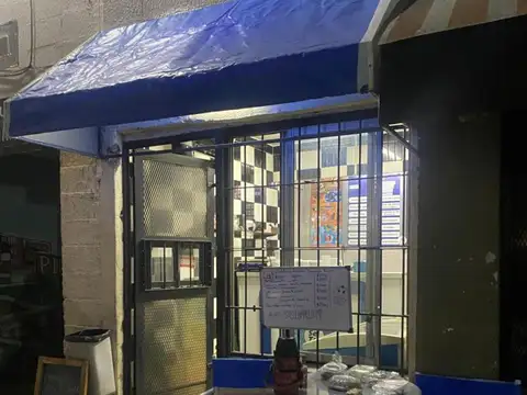 SE VENDE LOCAL EN BARRIO PIEDRABUENA  