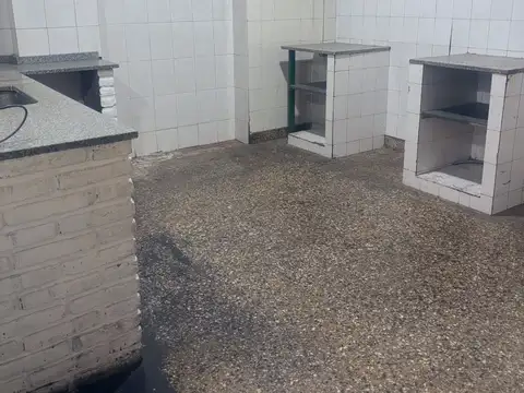 Local en Alquiler en Remedios de Escalada, $ 850.000