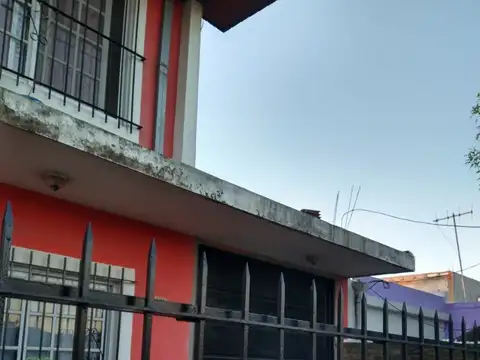 CASA DE 2 PLANTAS EN VENTA