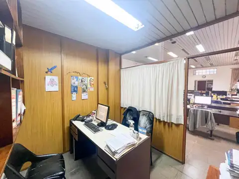 Local en Venta 74 años
