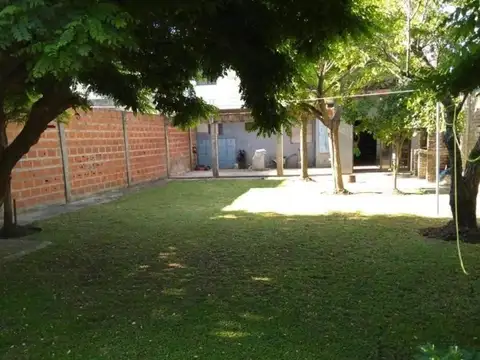 AMPLIA CASA + DEPTO 2 AMBIENTES CON 50% DE FINANCIACION