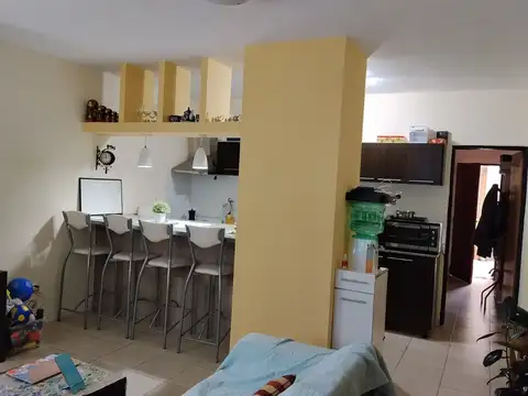 CASEROS PH DE 2 1/2 AMB. PTA.BAJA