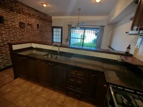 Casa Triplex  en Alquiler en Martínez, San Isidro, G.B.A. Zona Norte