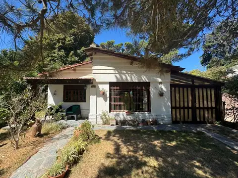 Casa en Venta con 1 cochera