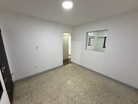 Galpon en Alquiler 50  mts Fondo