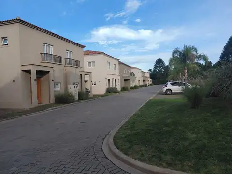 Departamento  en Venta en Saravi Village, Pilar, G.B.A. Zona Norte