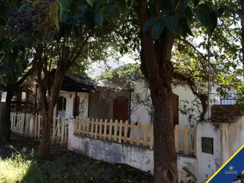 CASA DISPONIBLE EN BUENA UBICACIÓN