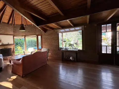 Casa en Venta de 4 dormitorios