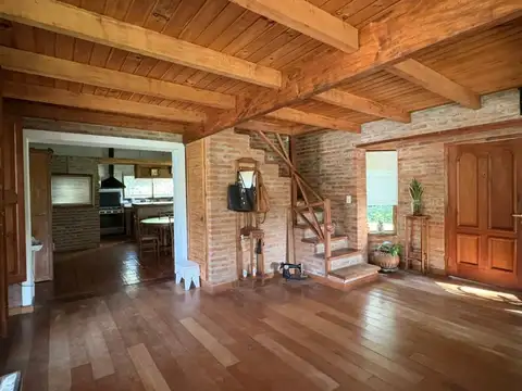 Casa en Venta con 1 cochera