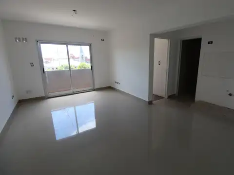 VALENTIN CARDOZO 2100