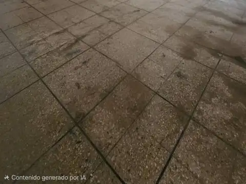 Vivienda en venta con Local Comercial en La Plata