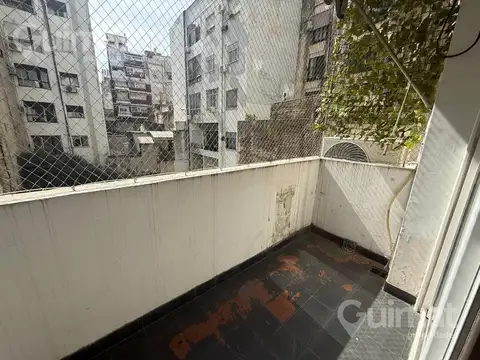 120m2 SEMIPISO DE 3 AMBIENTES CON DEPENDENCIA - RECOLETA