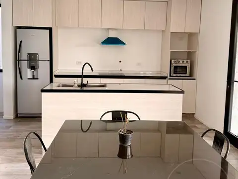 Casa en Alquiler en Villanueva, USD 3.000