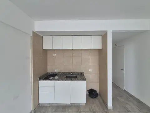 Monoambiente contrafrente con balcon a estrenar