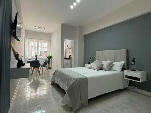 1 ambiente al lateral 